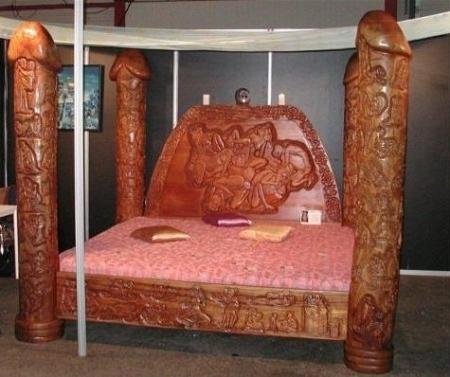 Voil� un lit qui invite aux fantasmes !