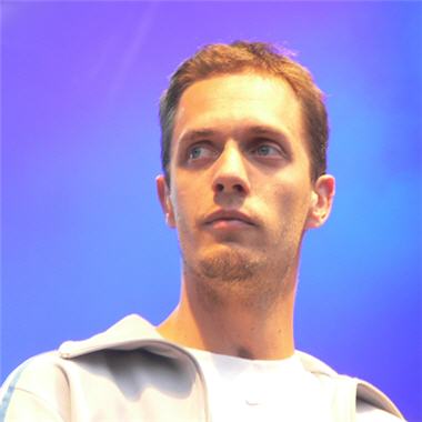 D�couvrez l'hymne de l'�quipe de France pour l'Euro, slamm� par Grand Corps Malade !