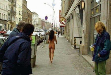 Ce matin j'ai d� me d�p�cher, j'�tais en retard � mon travail !