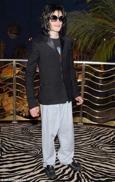 Michael Jackson a f�t� ses 50 ans !
